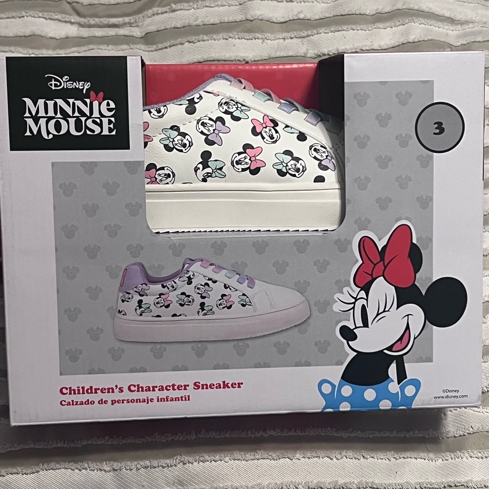NWT Disney Minnie Mouse Kids' Sneakers - White and Purple. Size 3